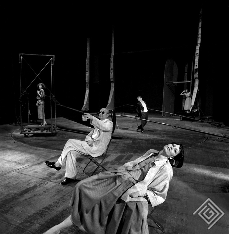„Powolne ciemnienie malowideł” (Teatr Studio, 1985). Fot. Wojciech Plewiński „Powolne ciemnienie malowideł” (Teatr Studio, 1985). Fot. Wojciech Plewiński